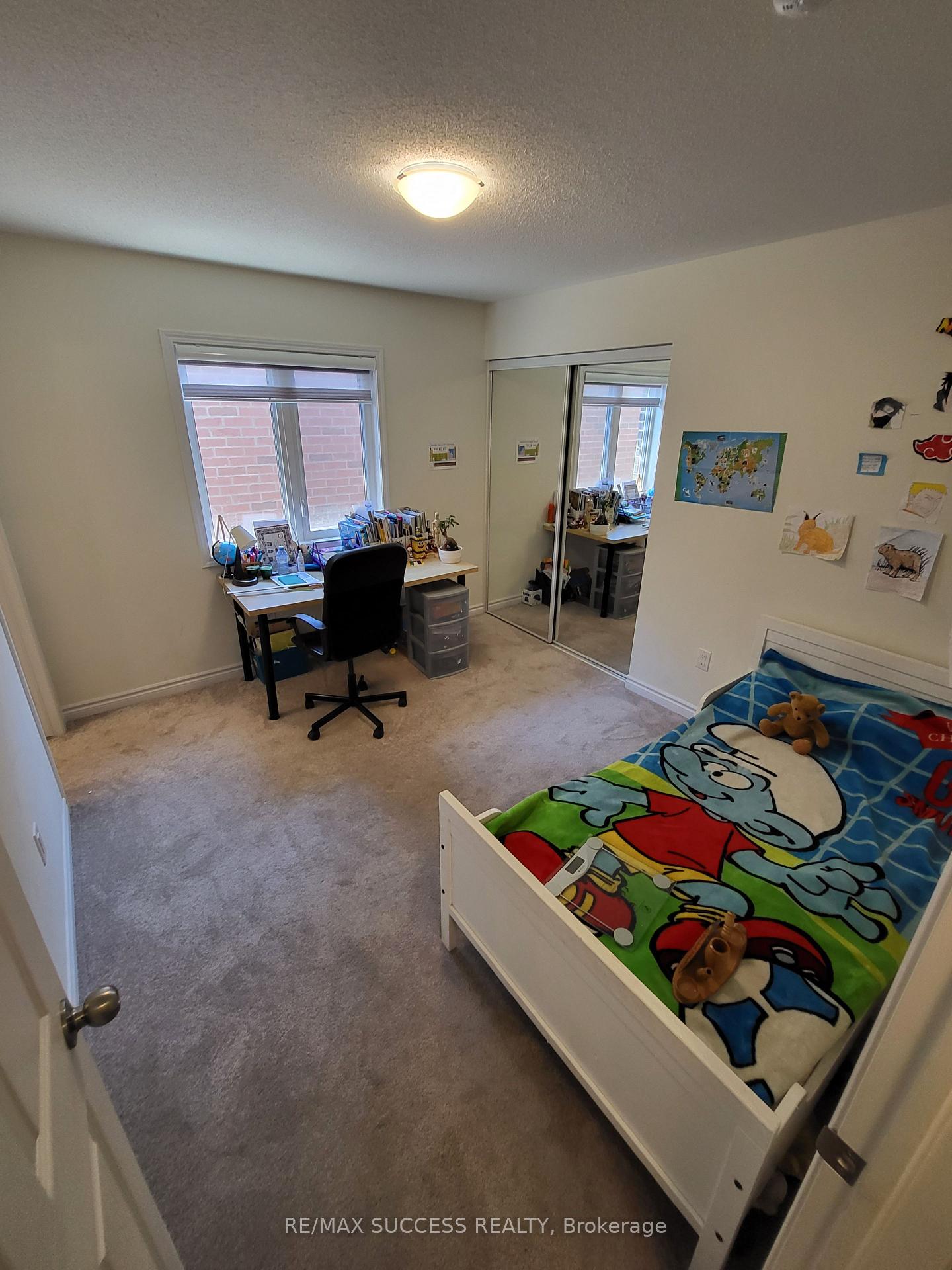 Photo 16 of 725 Kennedy Circle W, Milton, Cobban — HOMEH