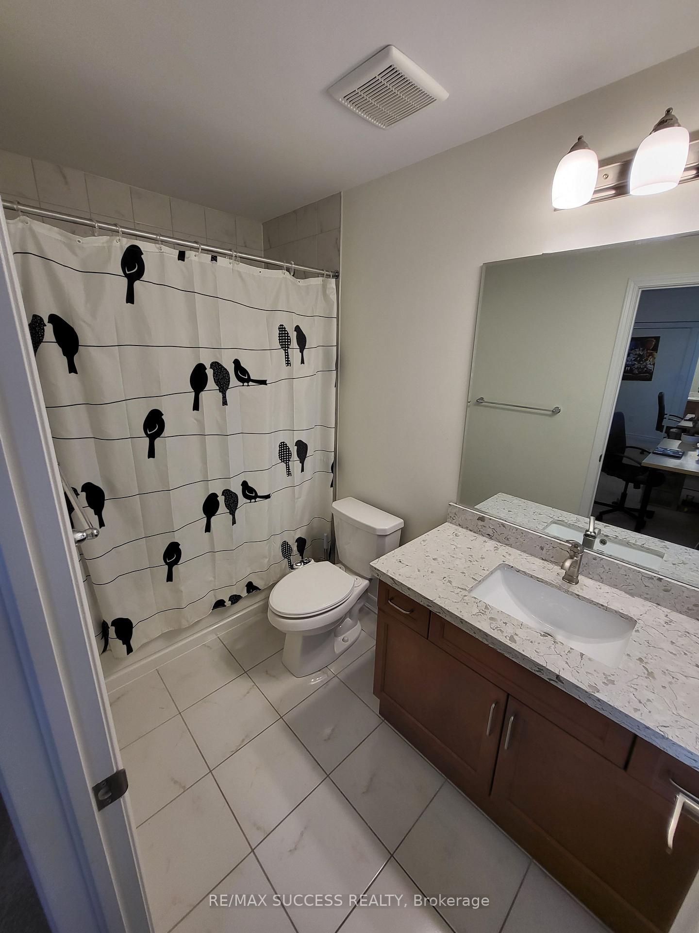 Photo 17 of 725 Kennedy Circle W, Milton, Cobban — HOMEH