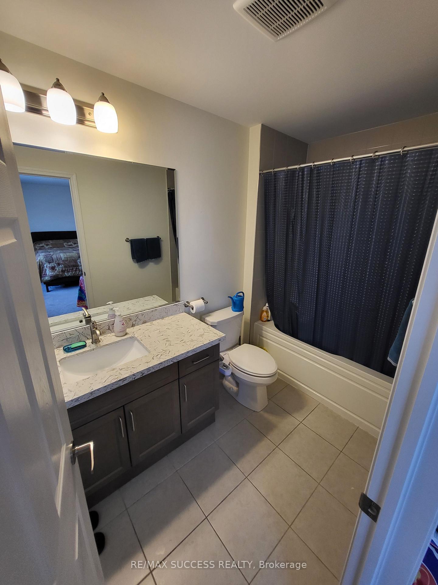 Photo 20 of 725 Kennedy Circle W, Milton, Cobban — HOMEH