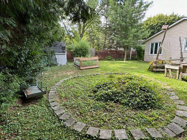 Photo 8 of 274 Blackacres Boulevard, London, North F — HOMEH