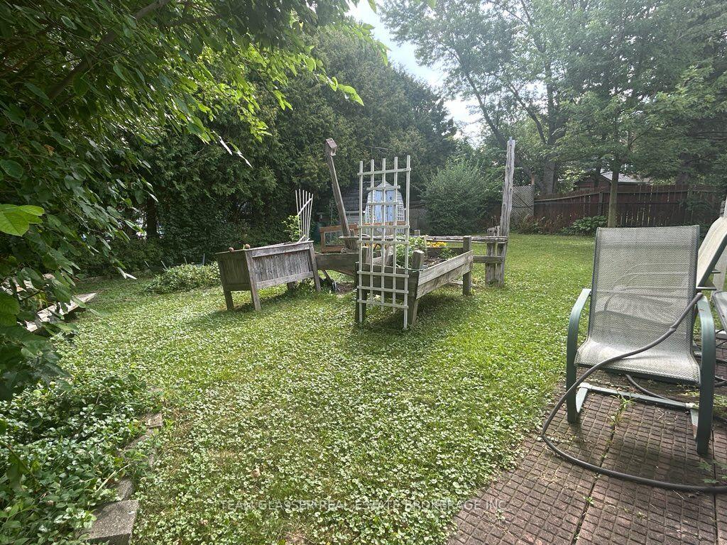 Photo 9 of 274 Blackacres Boulevard, London, North F — HOMEH