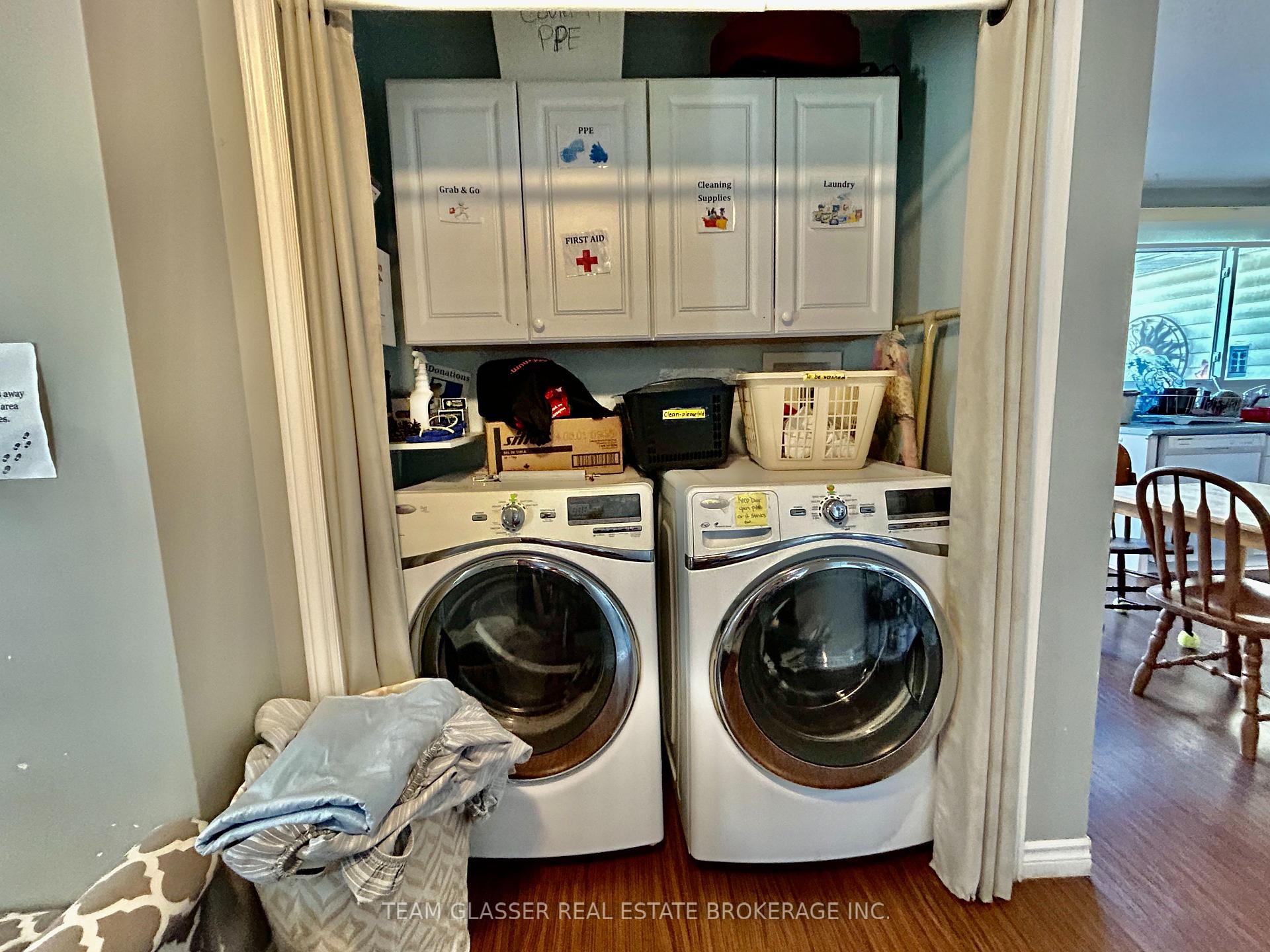 Photo 17 of 274 Blackacres Boulevard, London, North F — HOMEH