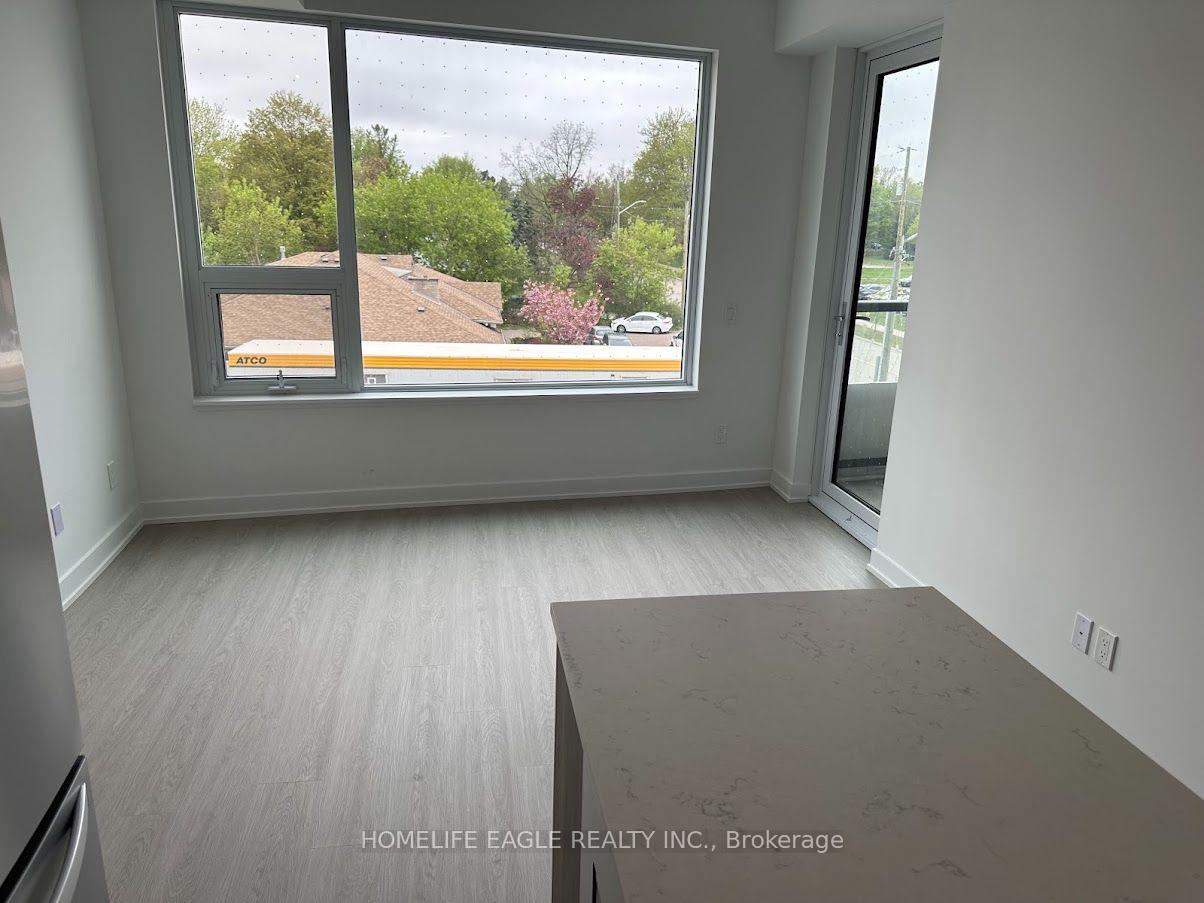 Photo 4 of Unit 303, 8188 Yonge Street, Vaughan, Uplands — HOMEH