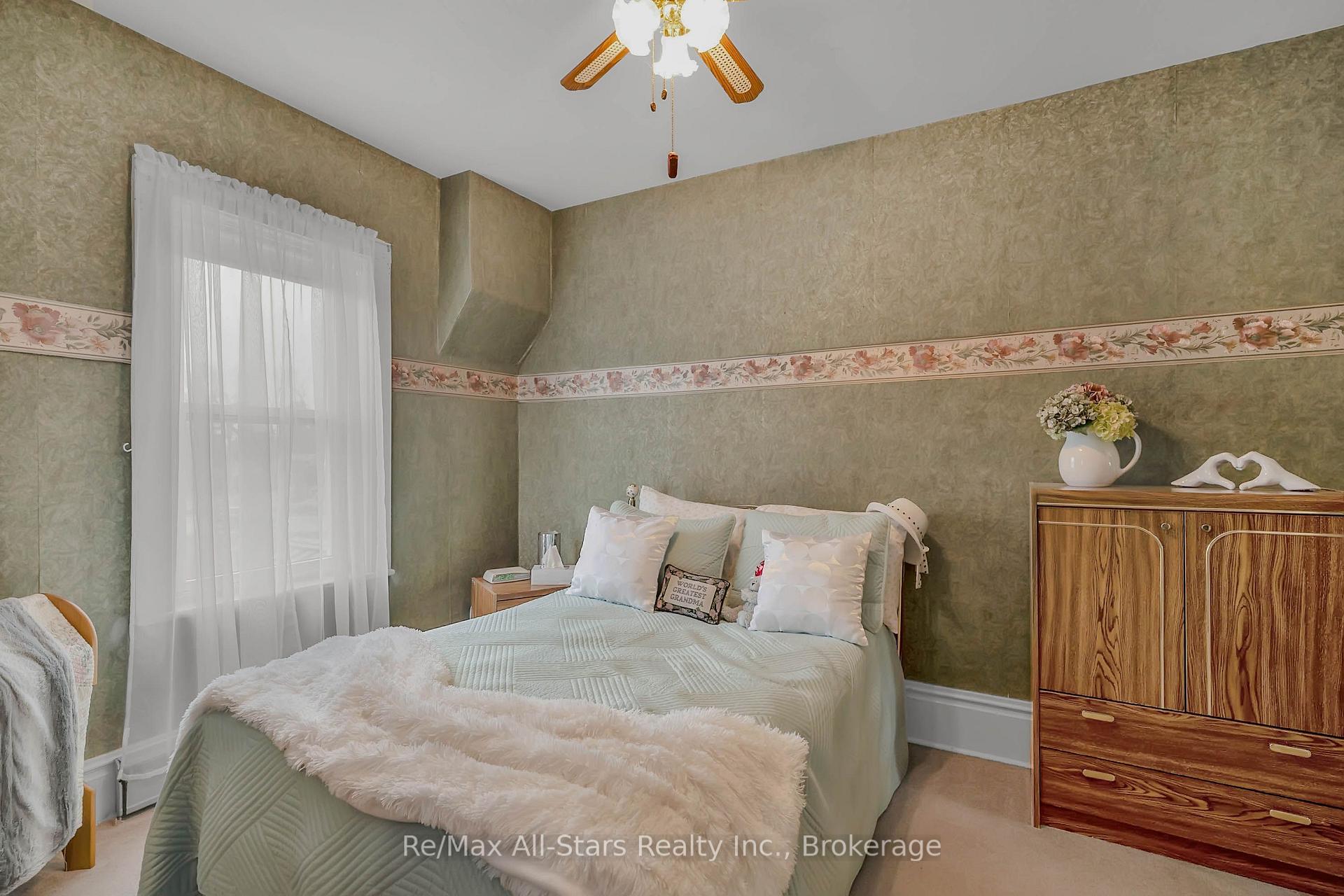 Photo 24 of 12 North Street, Kawartha Lakes, Fenelon Falls — HOMEH