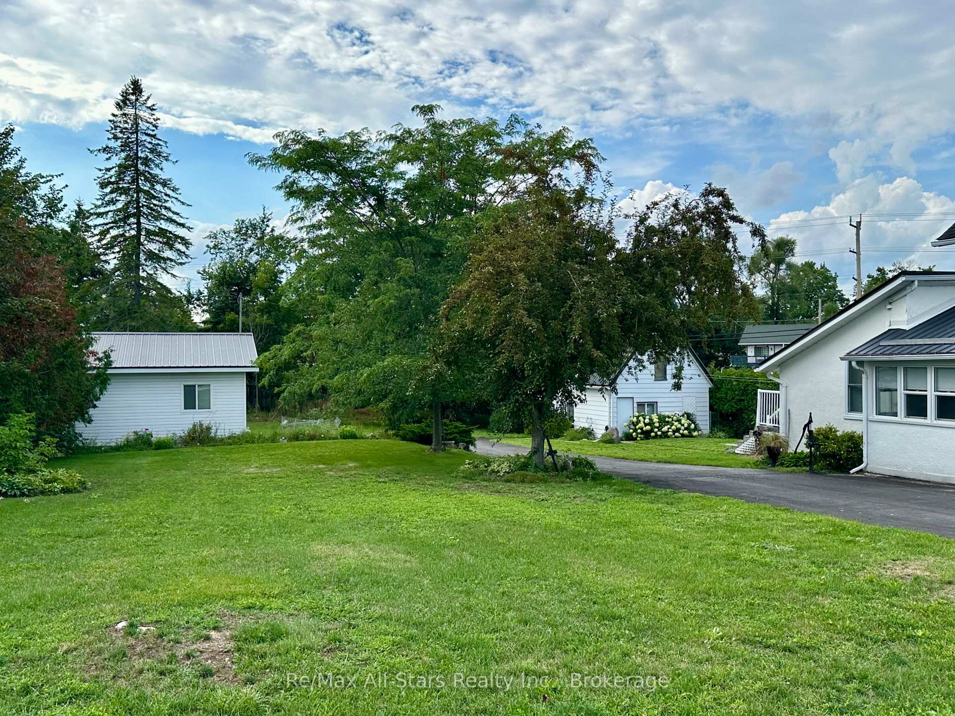 Photo 33 of 12 North Street, Kawartha Lakes, Fenelon Falls — HOMEH