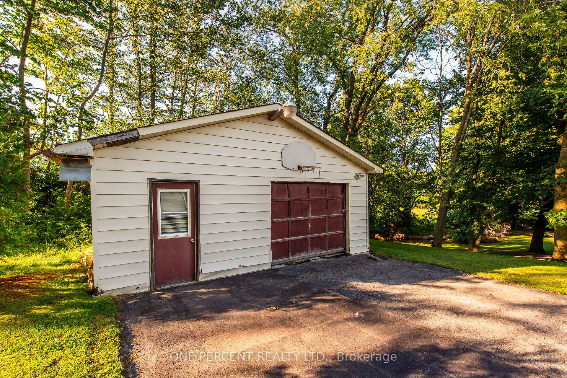 Photo 39 of 10 Campbell Drive, Mono, Rural Mono — HOMEH
