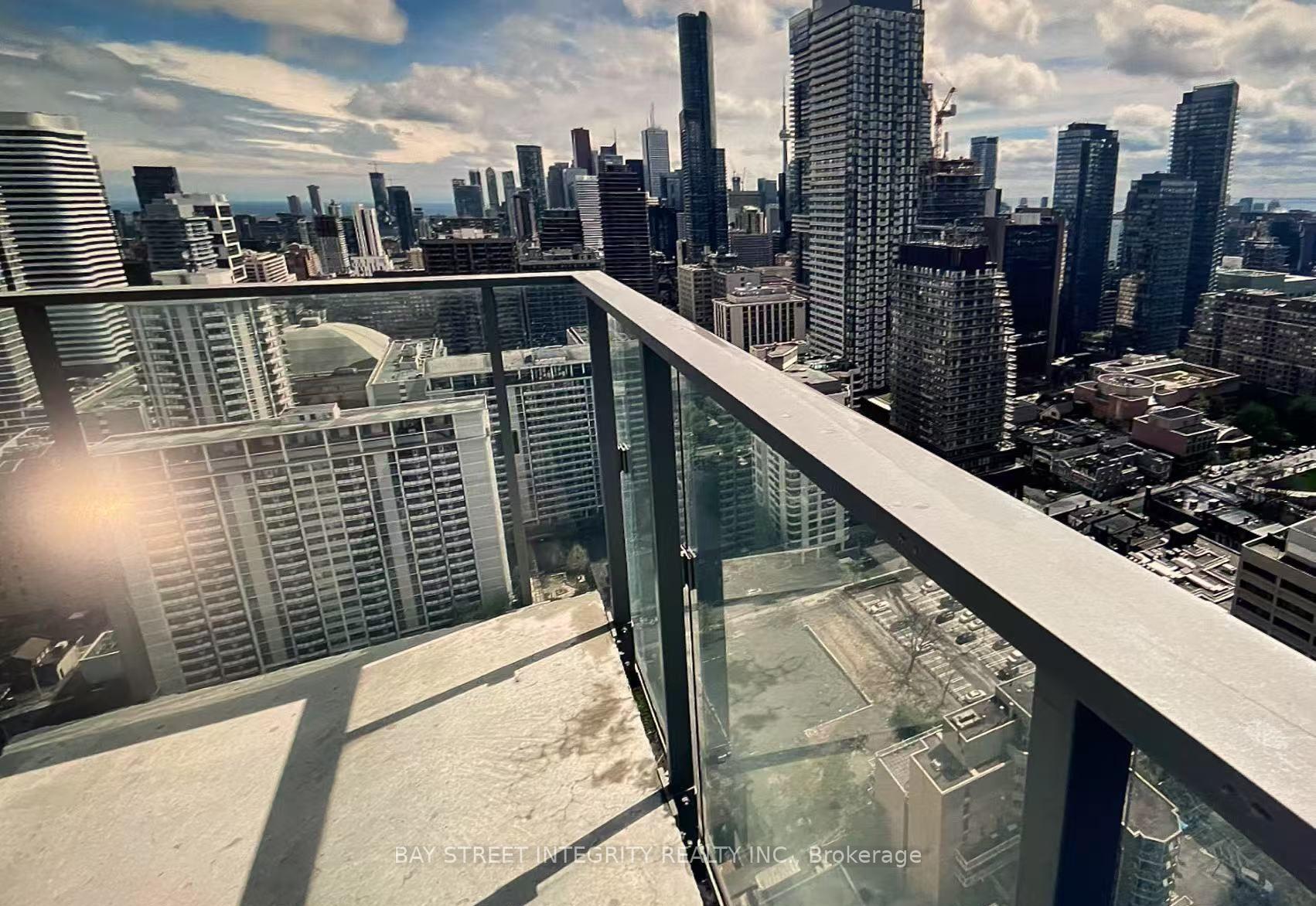 Photo 5 of Unit 3502, 50 Wellesley Street E, Toronto, Church-Yonge Corridor — HOMEH