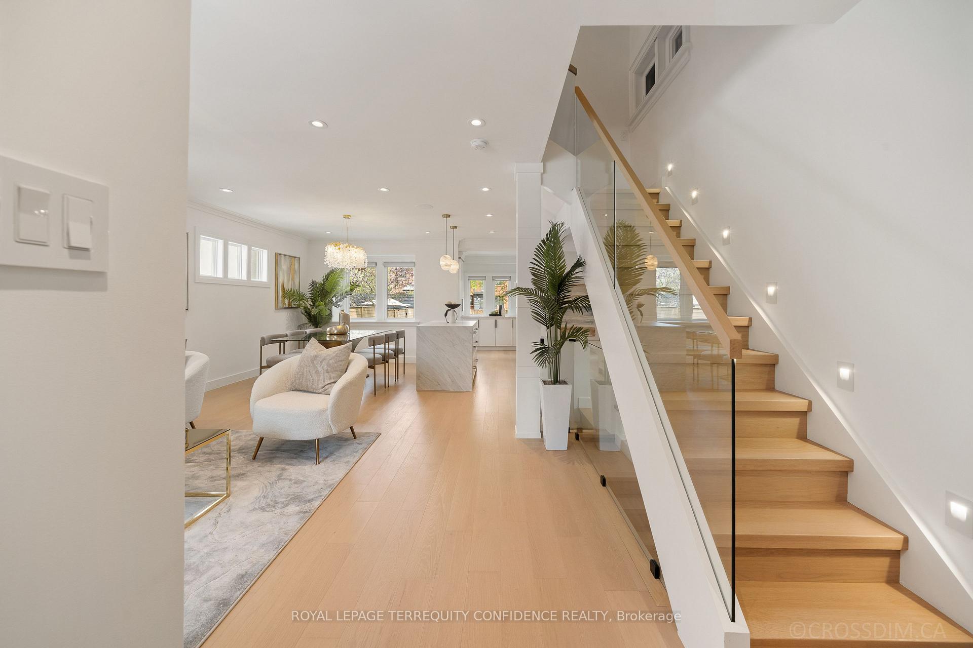 Photo 2 of 68 Cranbrooke Avenue, Toronto, Lawrence Park North — HOMEH