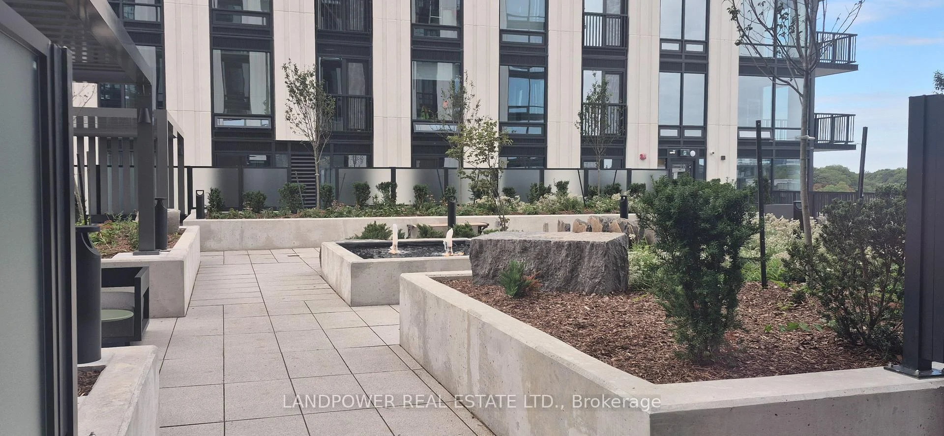 Photo 23 of Unit 802, 91 Montclair Avenue, Toronto, Forest Hill South — HOMEH