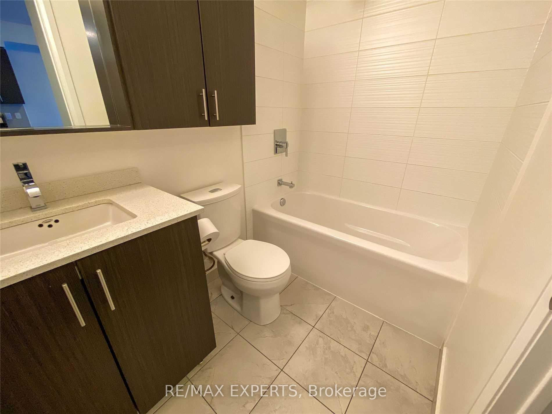 Photo 6 of Unit 2509, 3600 Highway 7, Vaughan, Vaughan Corporate Centre — HOMEH