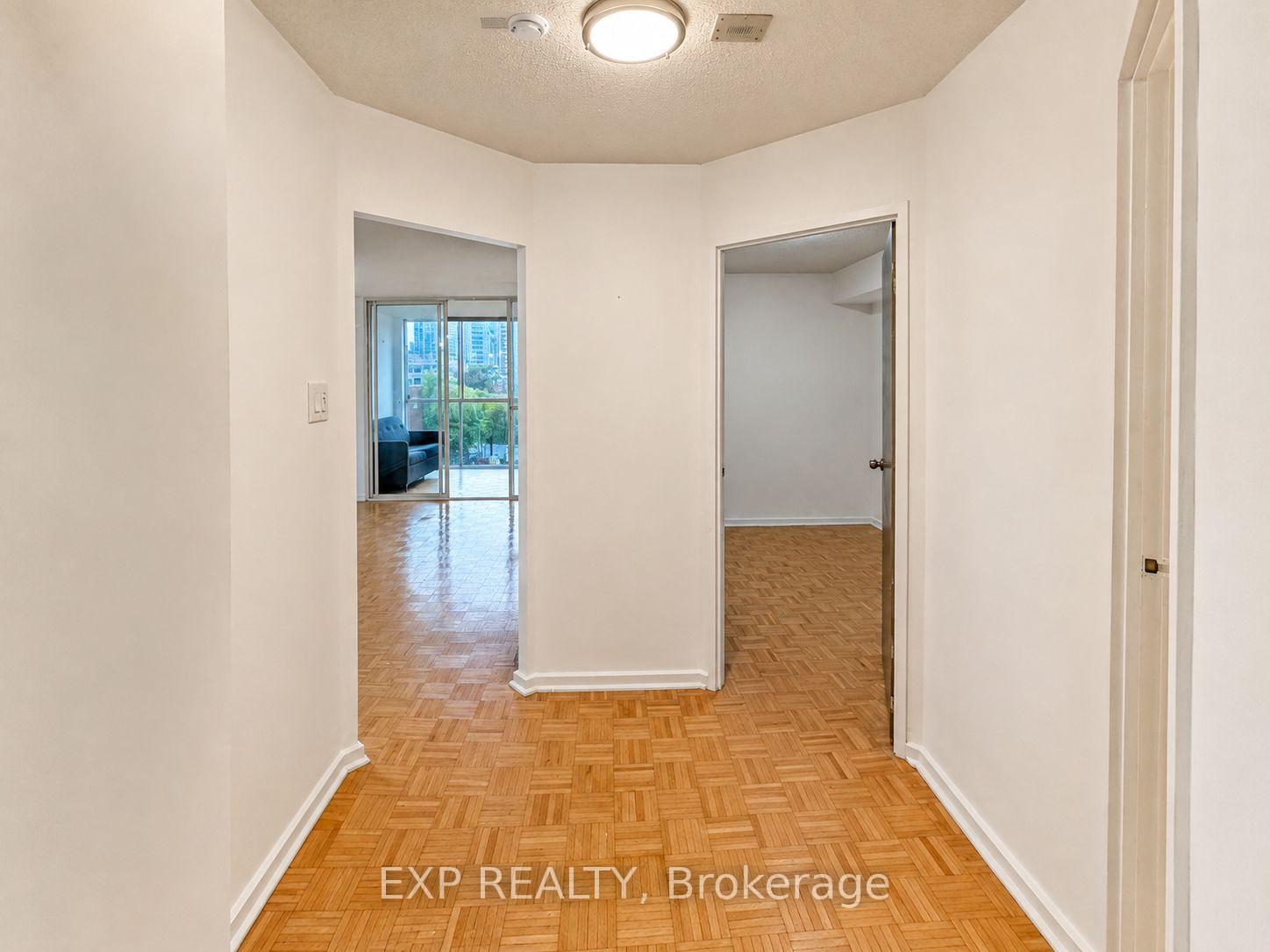 Photo 2 of Unit 705, 15 Maitland Place, Toronto, Cabbagetown-South St. James Town — HOMEH