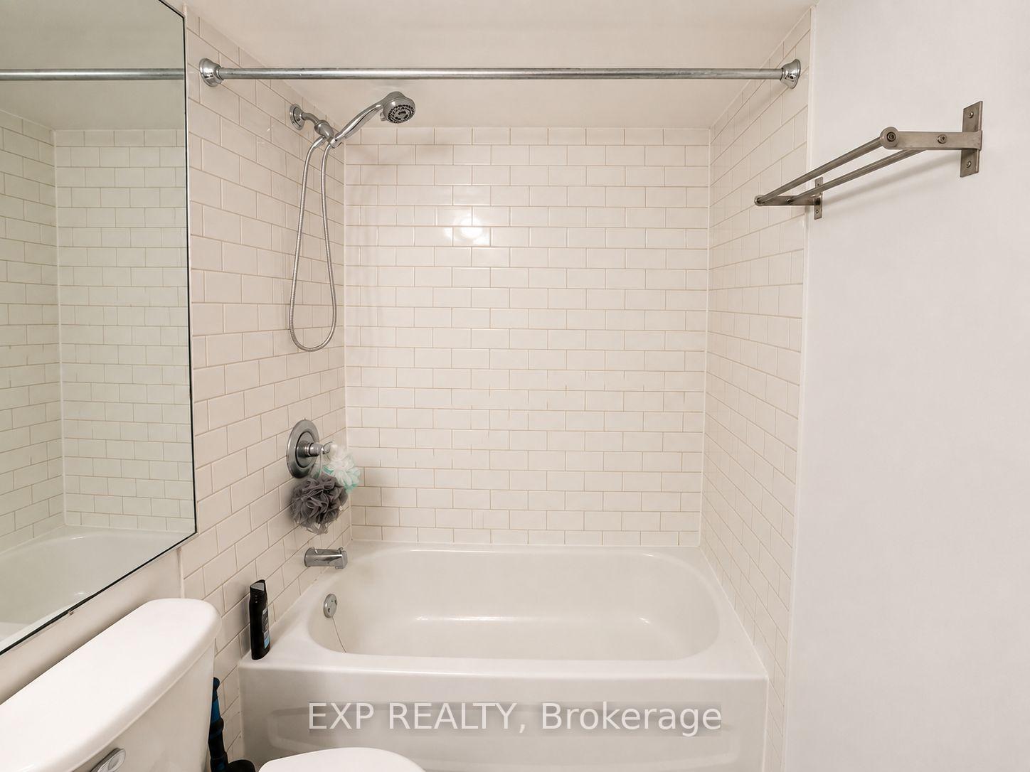 Photo 13 of Unit 705, 15 Maitland Place, Toronto, Cabbagetown-South St. James Town — HOMEH