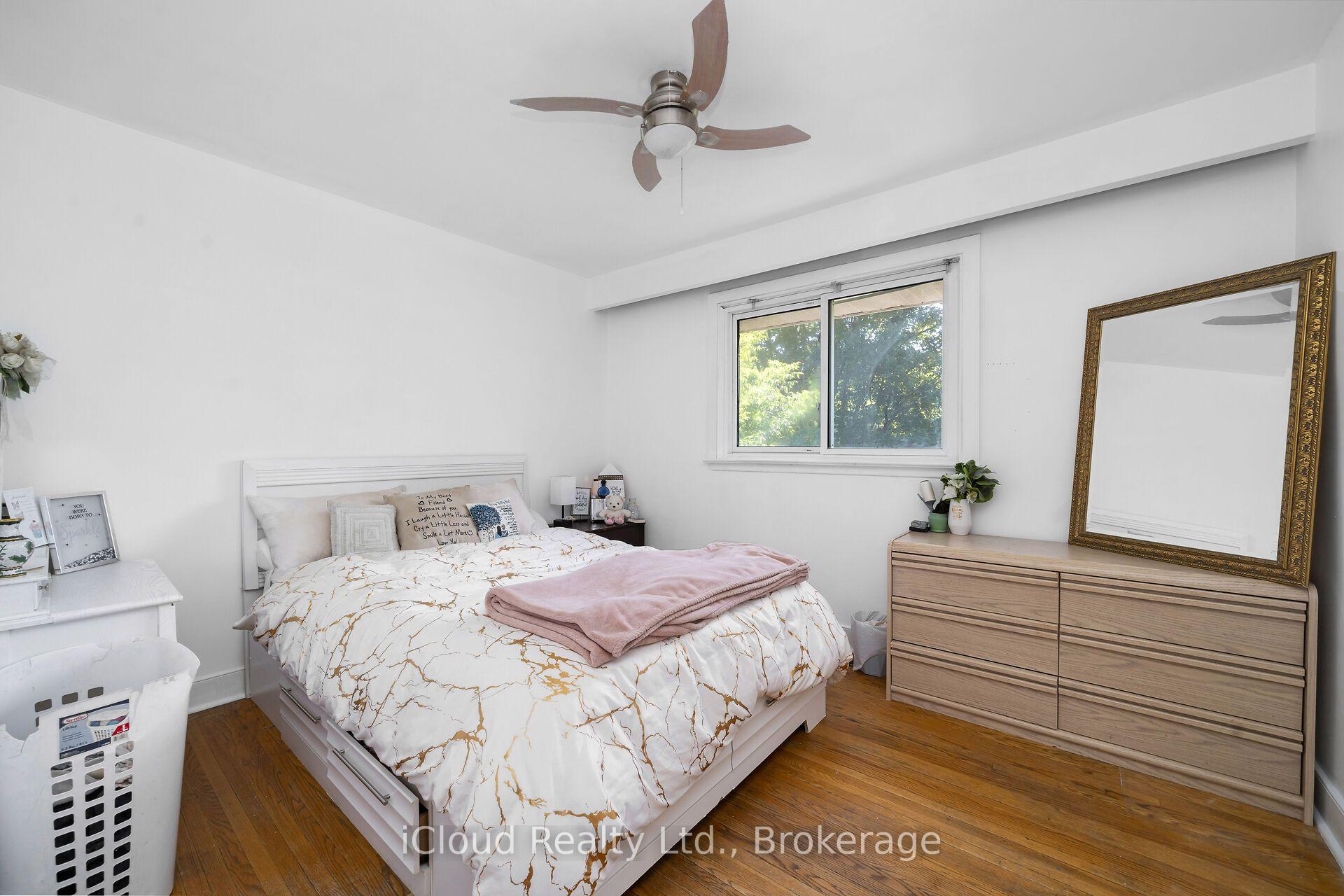 Photo 19 of 32 Mowbray Place, Halton Hills, Acton — HOMEH