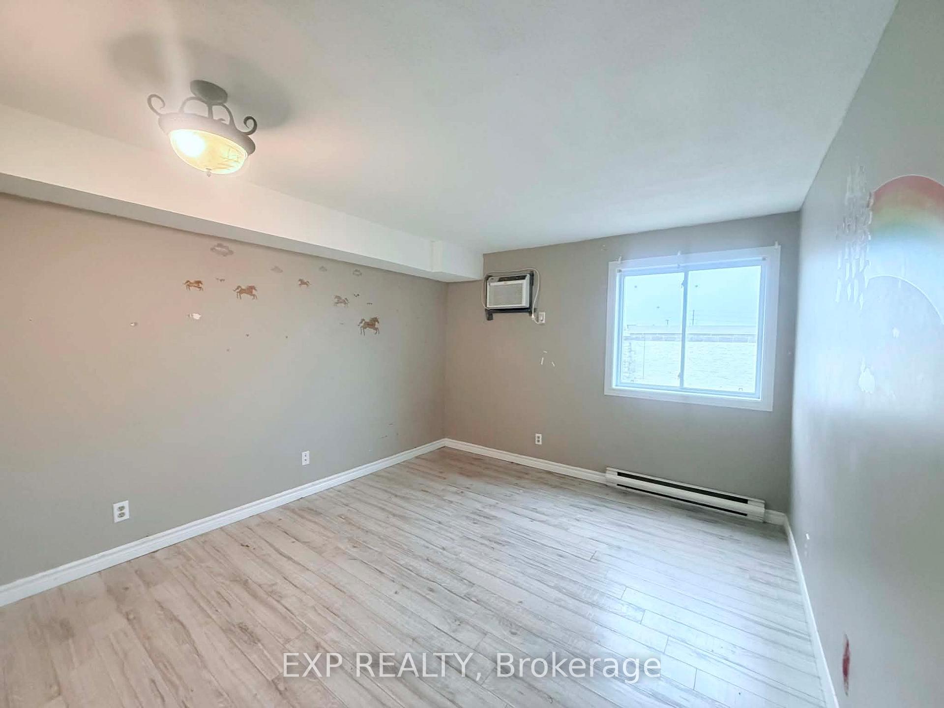 Photo 18 of Unit 210, 739 Deveron Crescent, London, South T — HOMEH