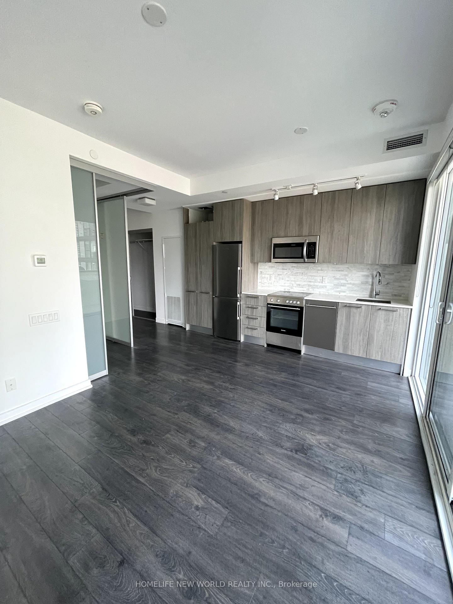 Photo 3 of Unit 908, 28 Wellesley Street E, Toronto, Church-Yonge Corridor — HOMEH