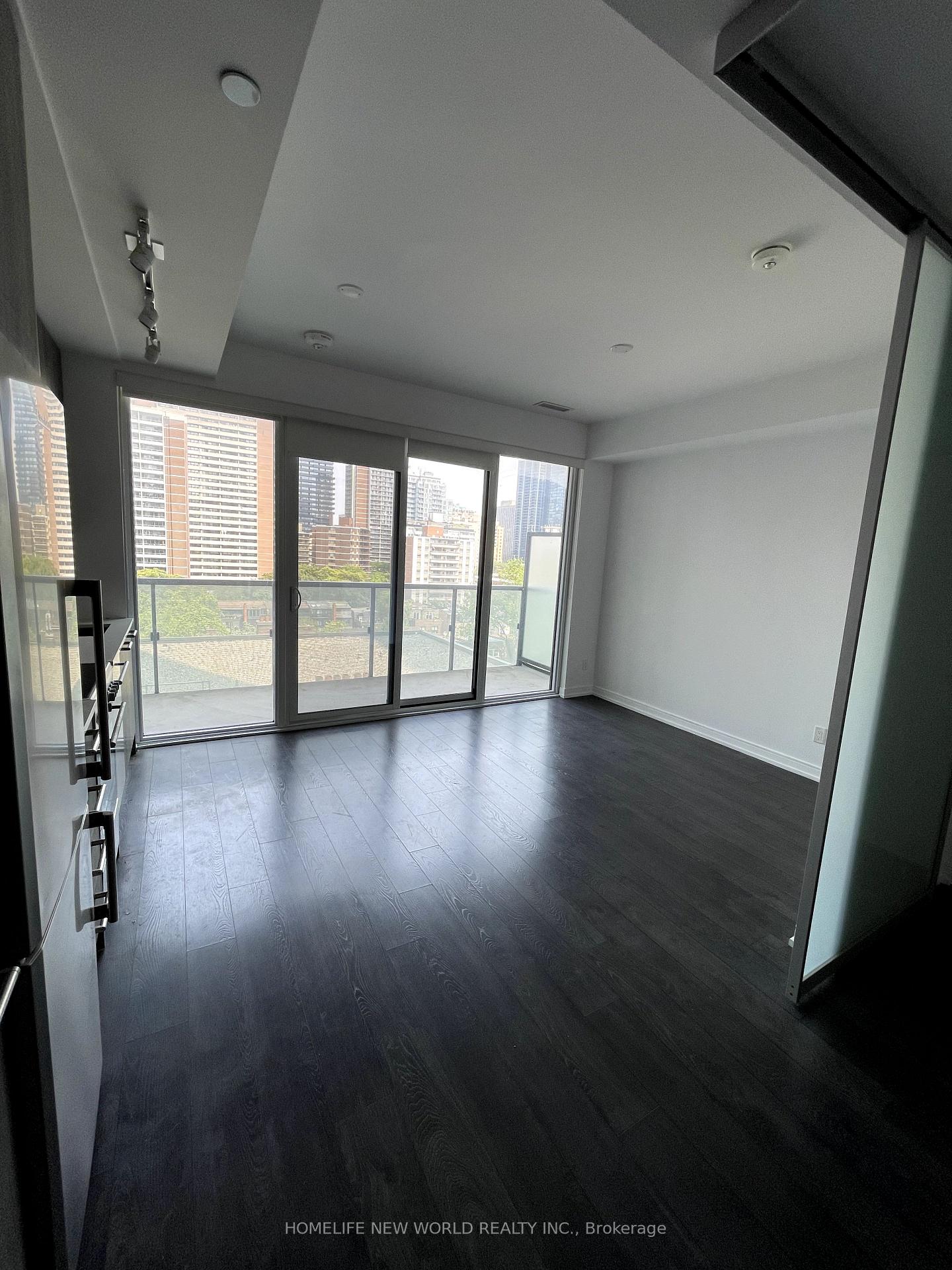 Photo 5 of Unit 908, 28 Wellesley Street E, Toronto, Church-Yonge Corridor — HOMEH