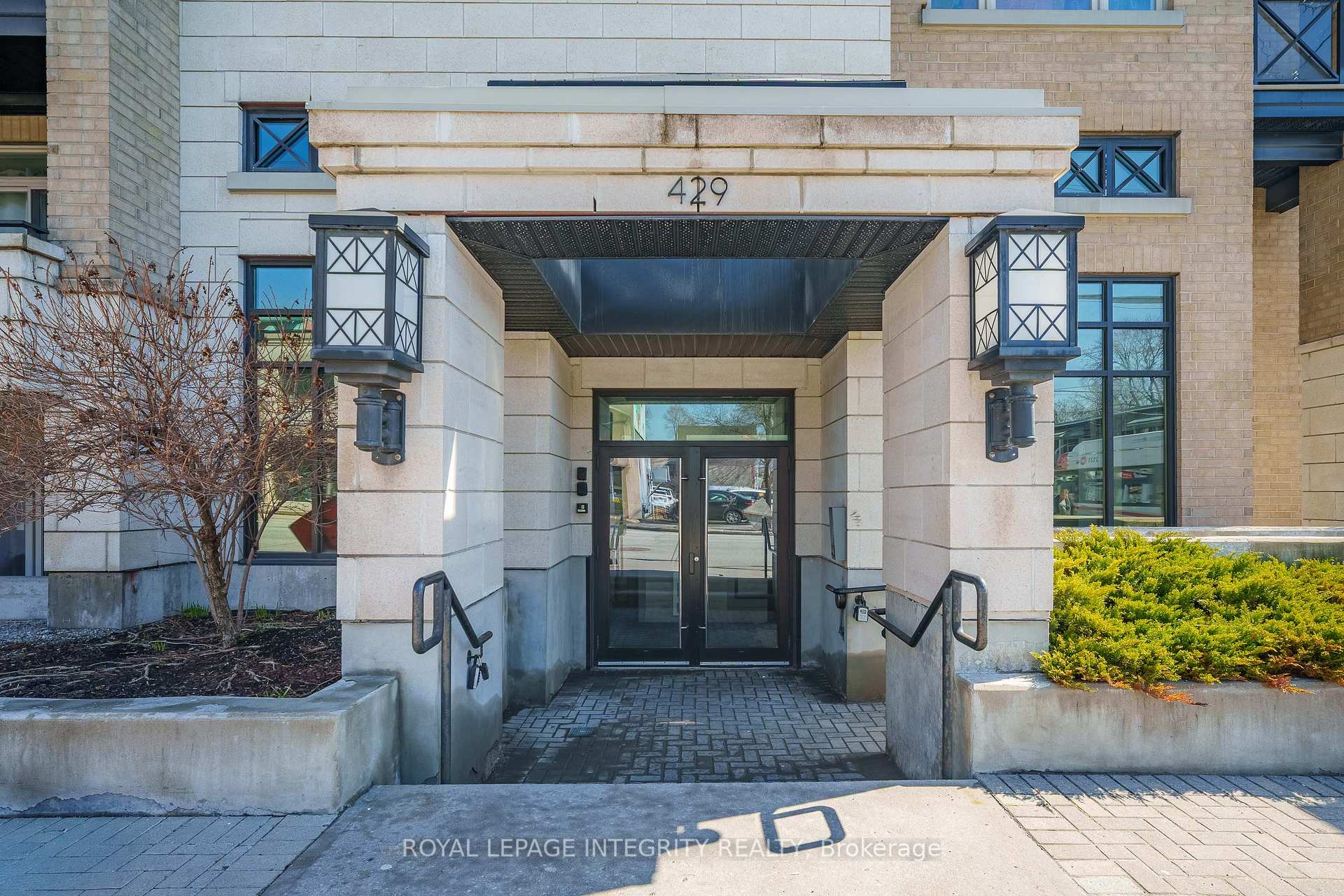 Photo 3 of Unit 320, 429 Kent Street, Ottawa, Ottawa Centre — HOMEH