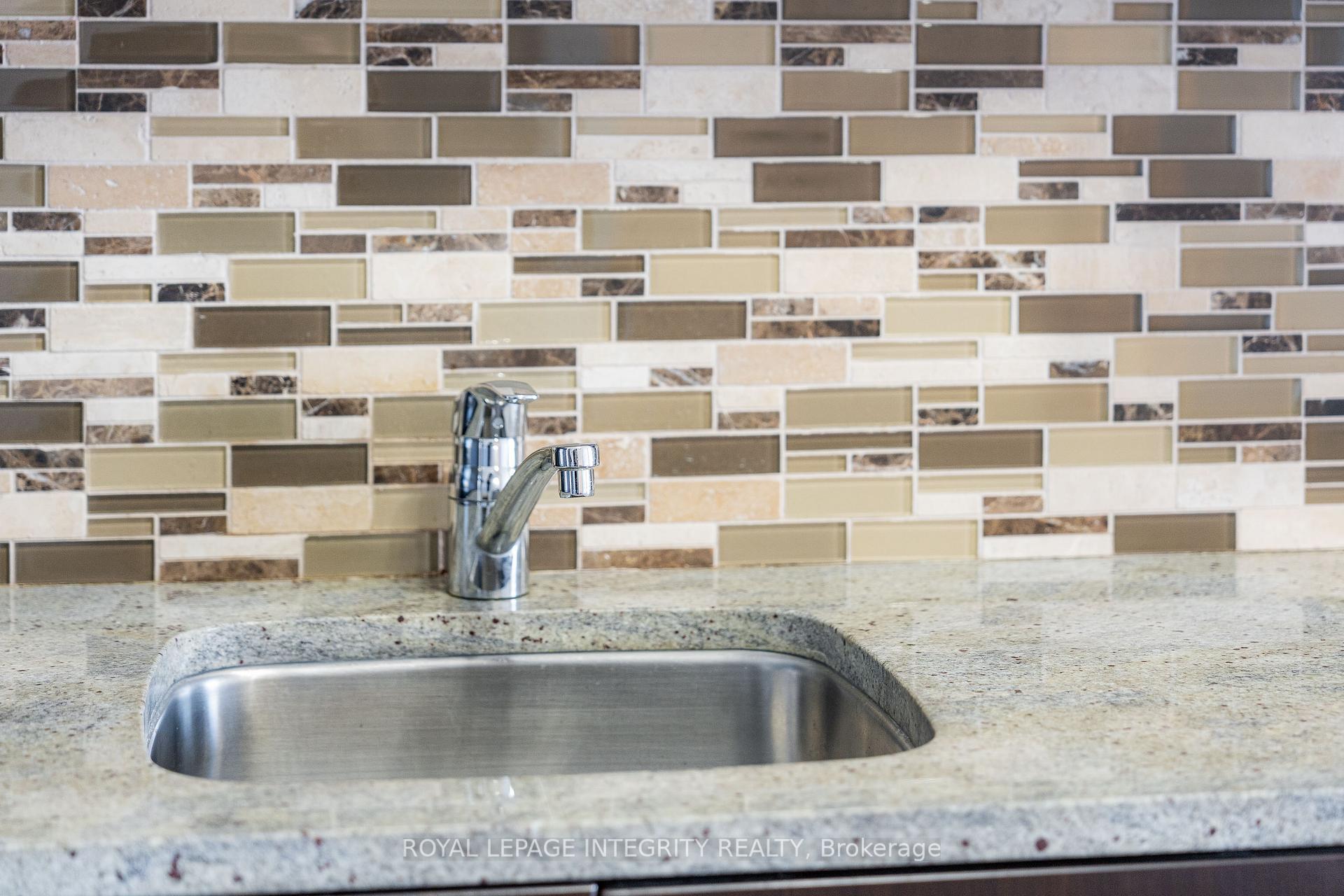 Photo 15 of Unit 320, 429 Kent Street, Ottawa, Ottawa Centre — HOMEH