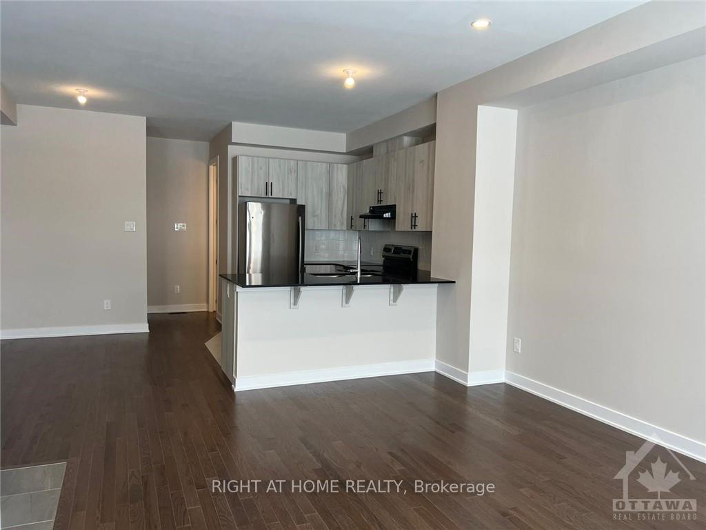 Photo 6 of 6325 Perth Street, Ottawa, Btwn Franktown Rd. & Fallowfield Rd. — HOMEH