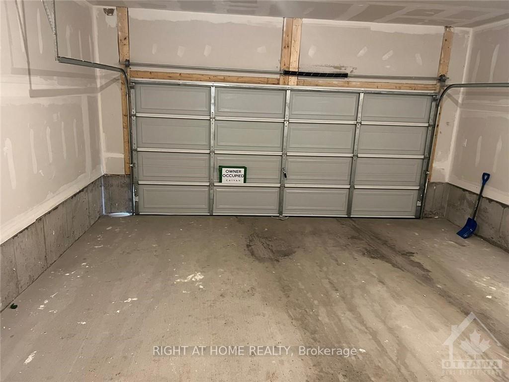 Photo 23 of 6325 Perth Street, Ottawa, Btwn Franktown Rd. & Fallowfield Rd. — HOMEH