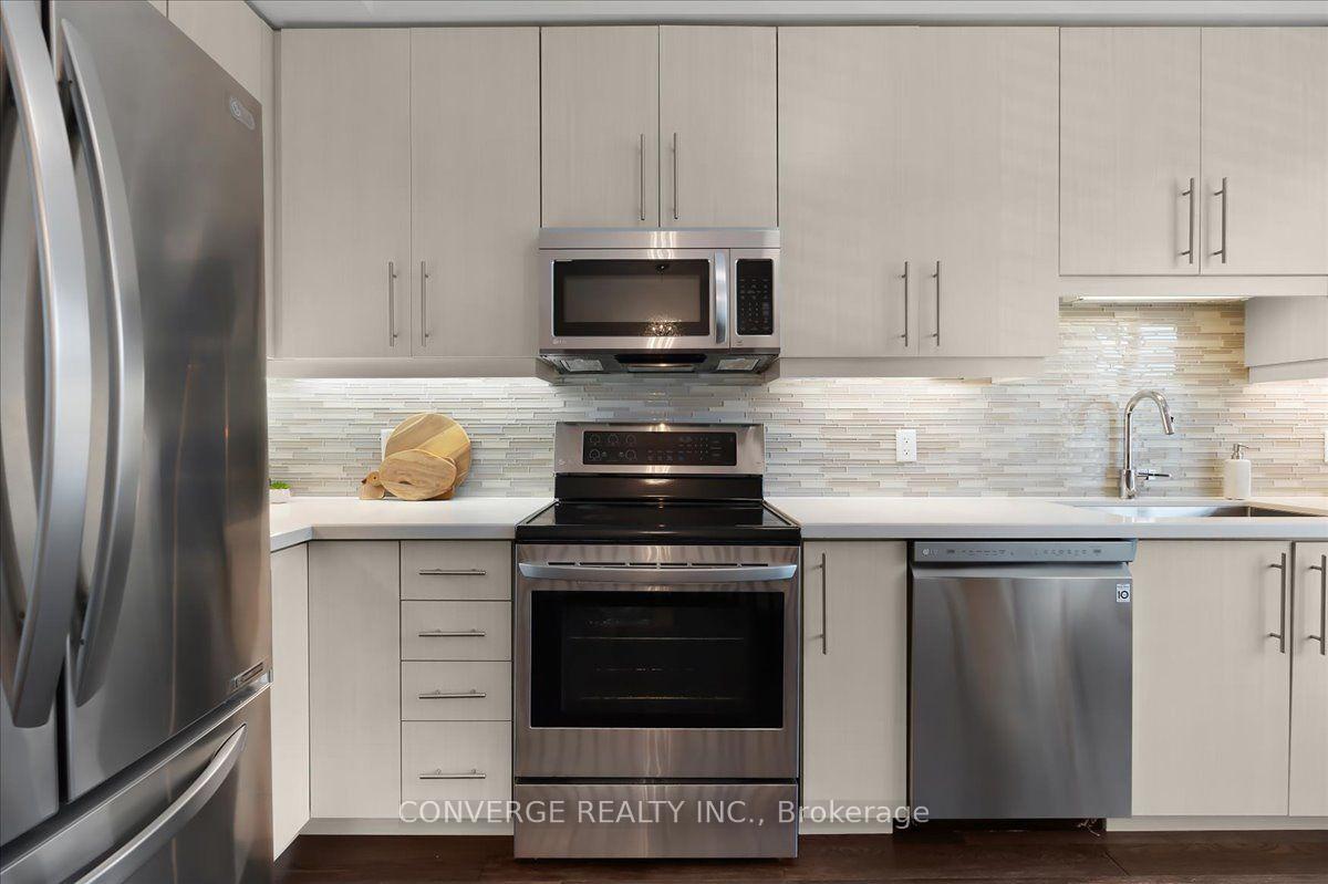 Photo 4 of Unit 36, 35 Midhurst Heights, Hamilton, Stoney Creek Mountain — HOMEH