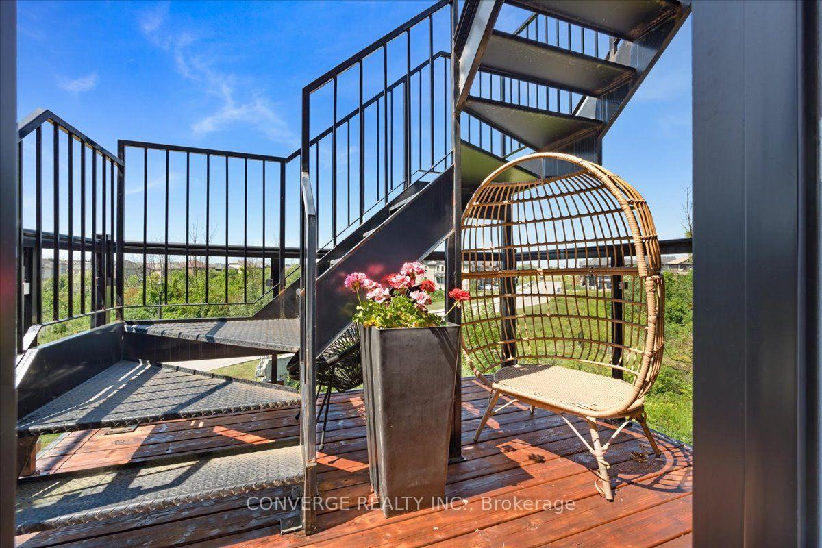 Photo 11 of Unit 36, 35 Midhurst Heights, Hamilton, Stoney Creek Mountain — HOMEH