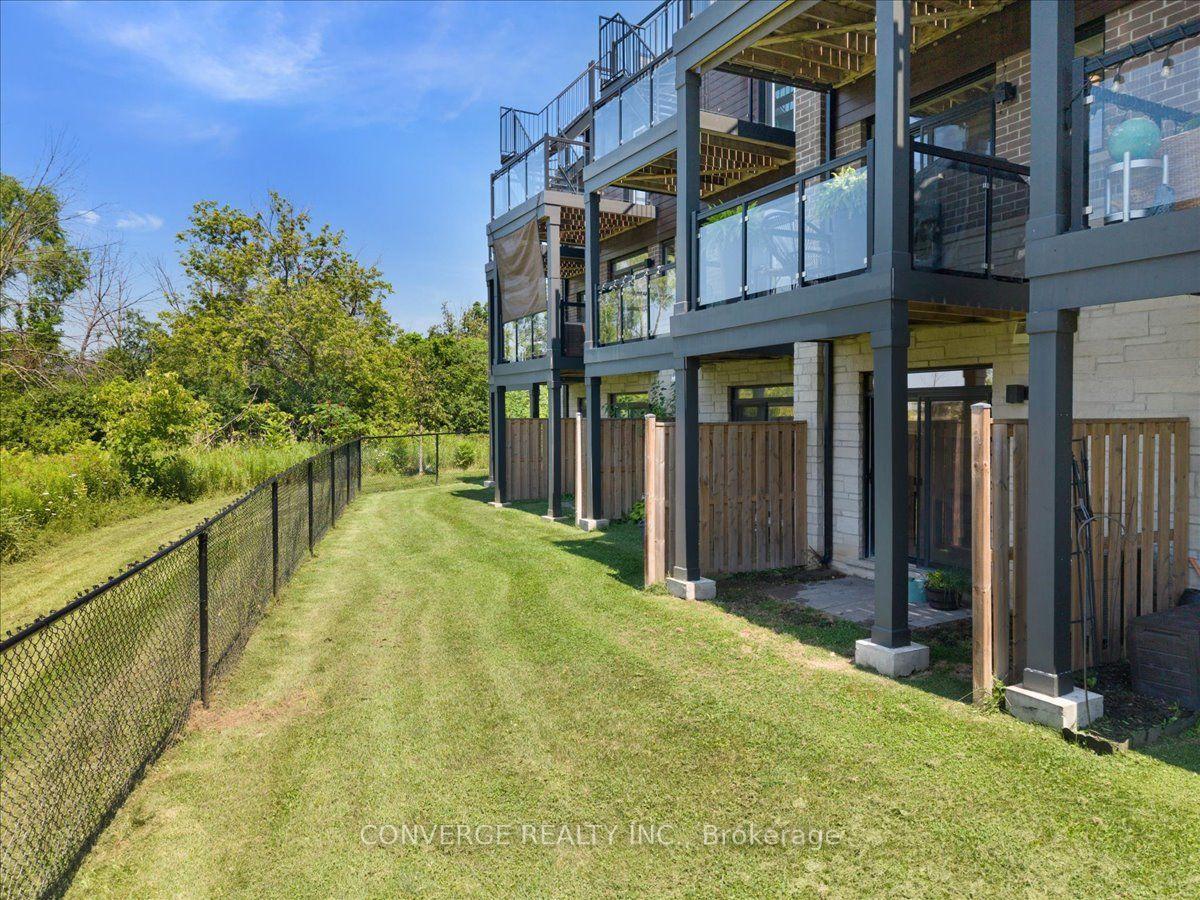 Photo 13 of Unit 36, 35 Midhurst Heights, Hamilton, Stoney Creek Mountain — HOMEH