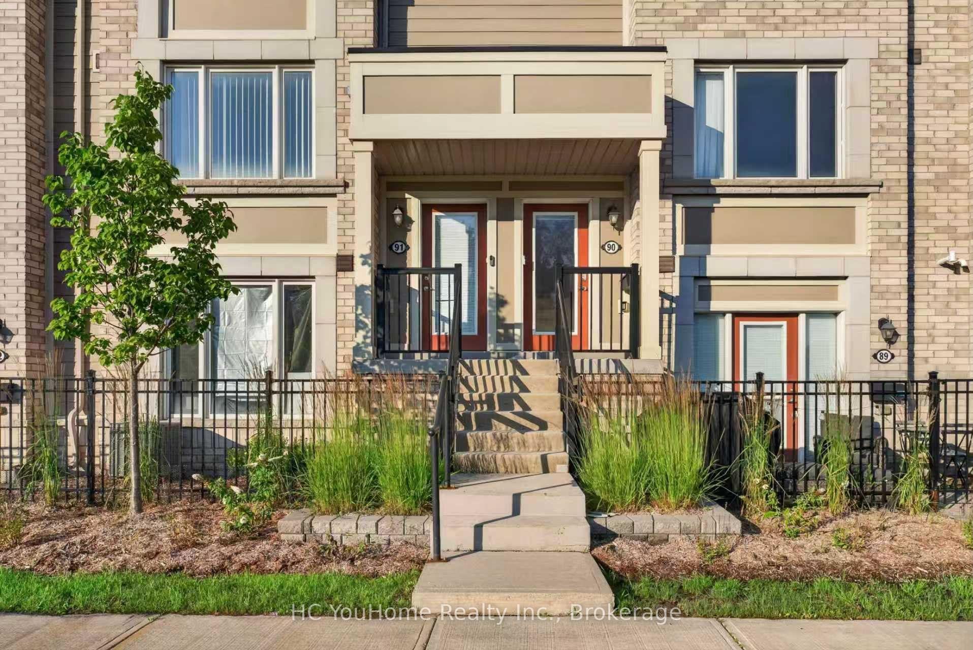 Front of Unit 90, 1 Beckenrose Court