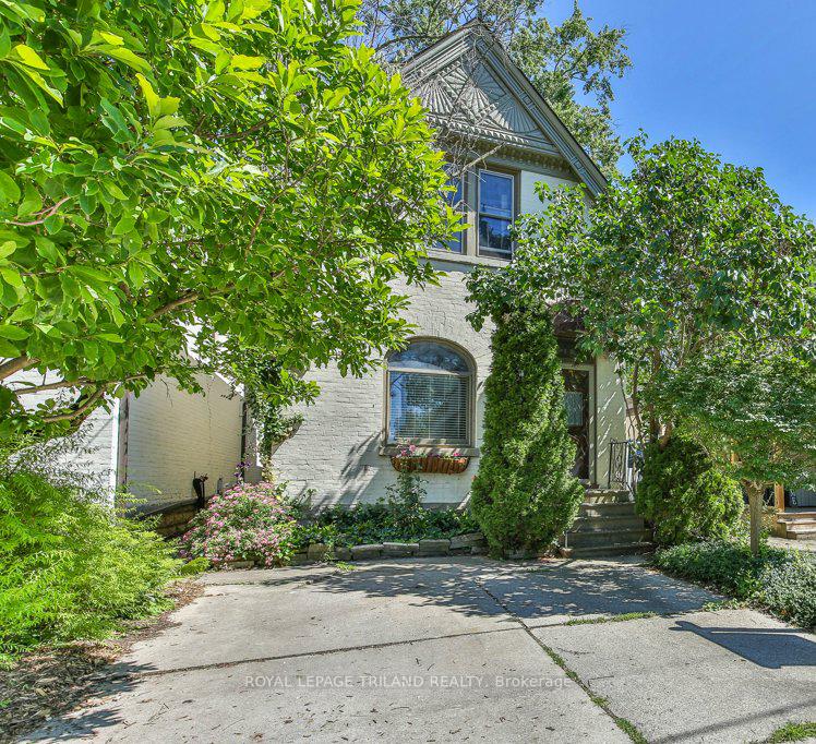 Photo 3 of 38 Byron Avenue E, London, South F — HOMEH
