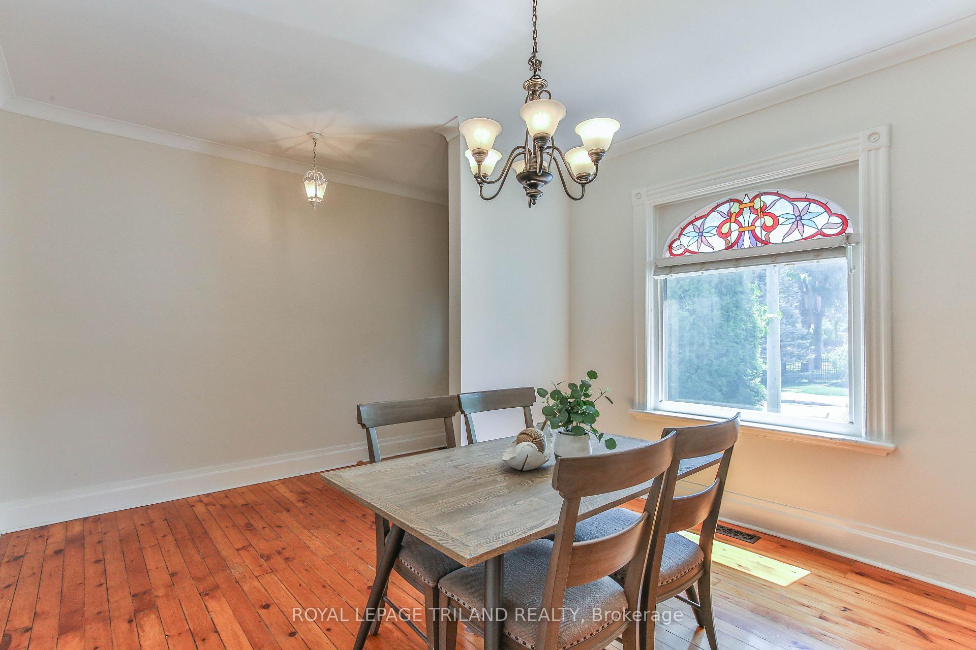 Photo 8 of 38 Byron Avenue E, London, South F — HOMEH