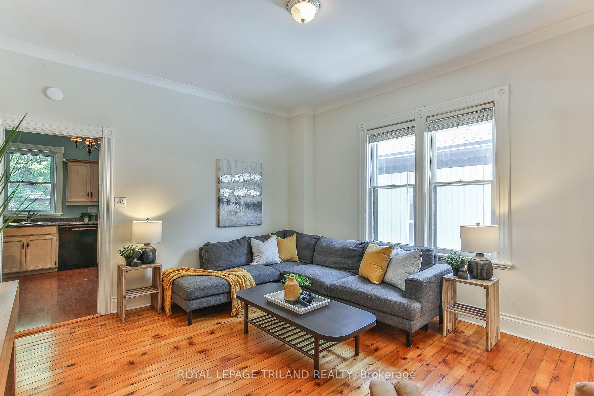 Photo 11 of 38 Byron Avenue E, London, South F — HOMEH