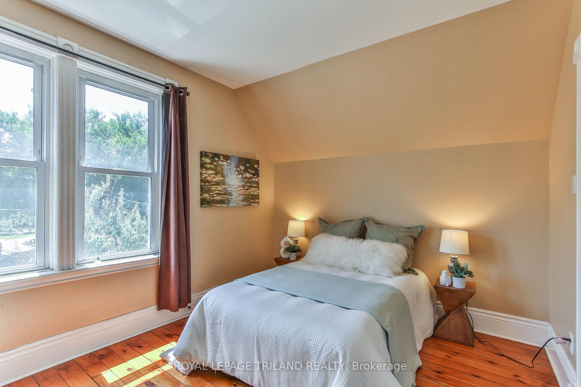 Photo 20 of 38 Byron Avenue E, London, South F — HOMEH