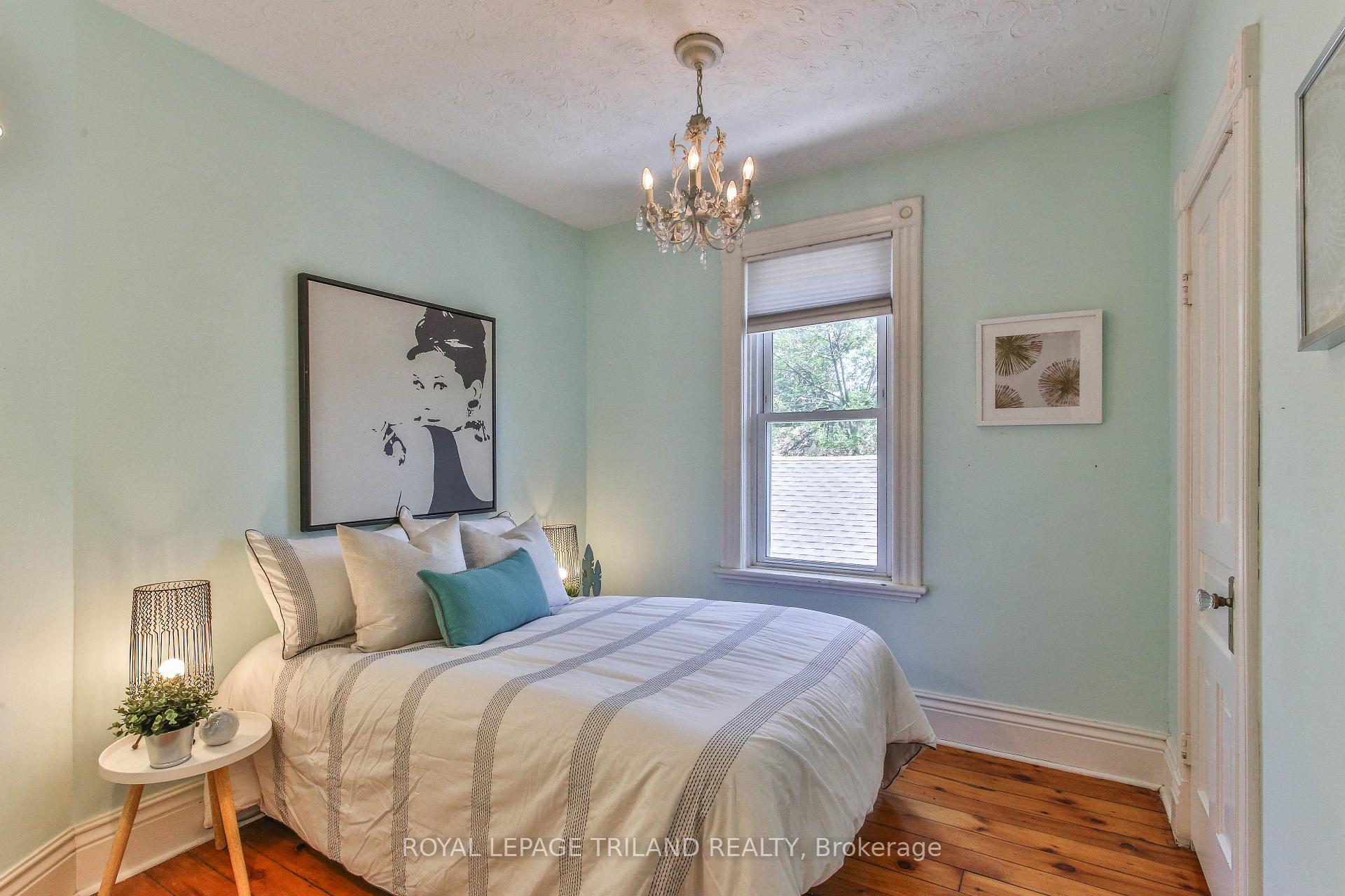 Photo 22 of 38 Byron Avenue E, London, South F — HOMEH