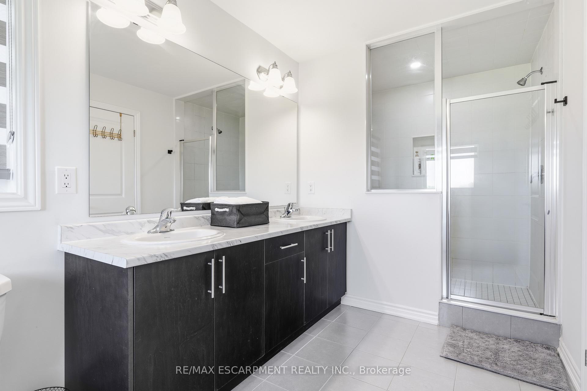 Photo 23 of 147 Midland Place, Welland, Hwy 406/Welland — HOMEH