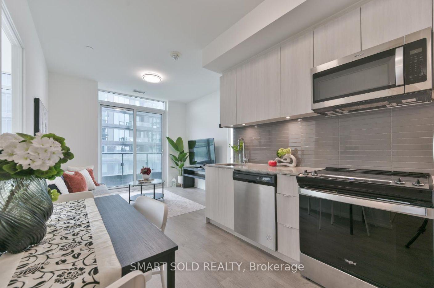 Photo 3 of 8868 Yonge Street, Richmond Hill, South Richvale — HOMEH