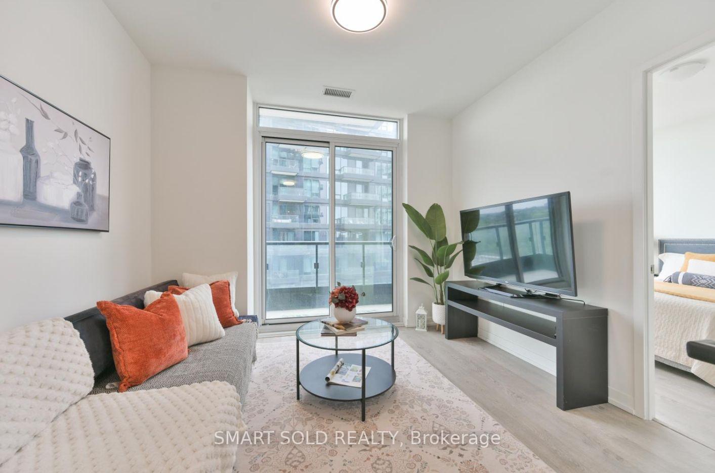 Photo 5 of 8868 Yonge Street, Richmond Hill, South Richvale — HOMEH