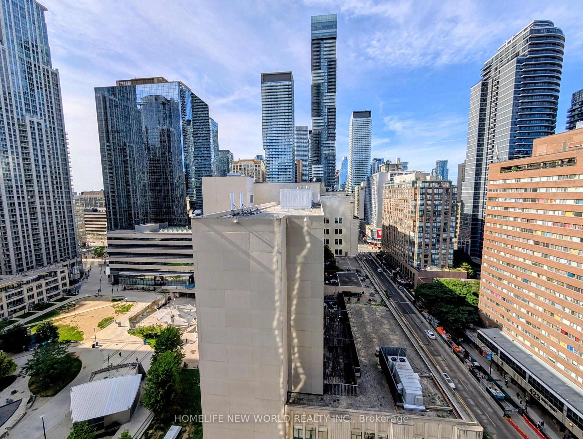 Photo 10 of Unit 1401, 386 Yonge Street, Toronto, Bay Street Corridor — HOMEH