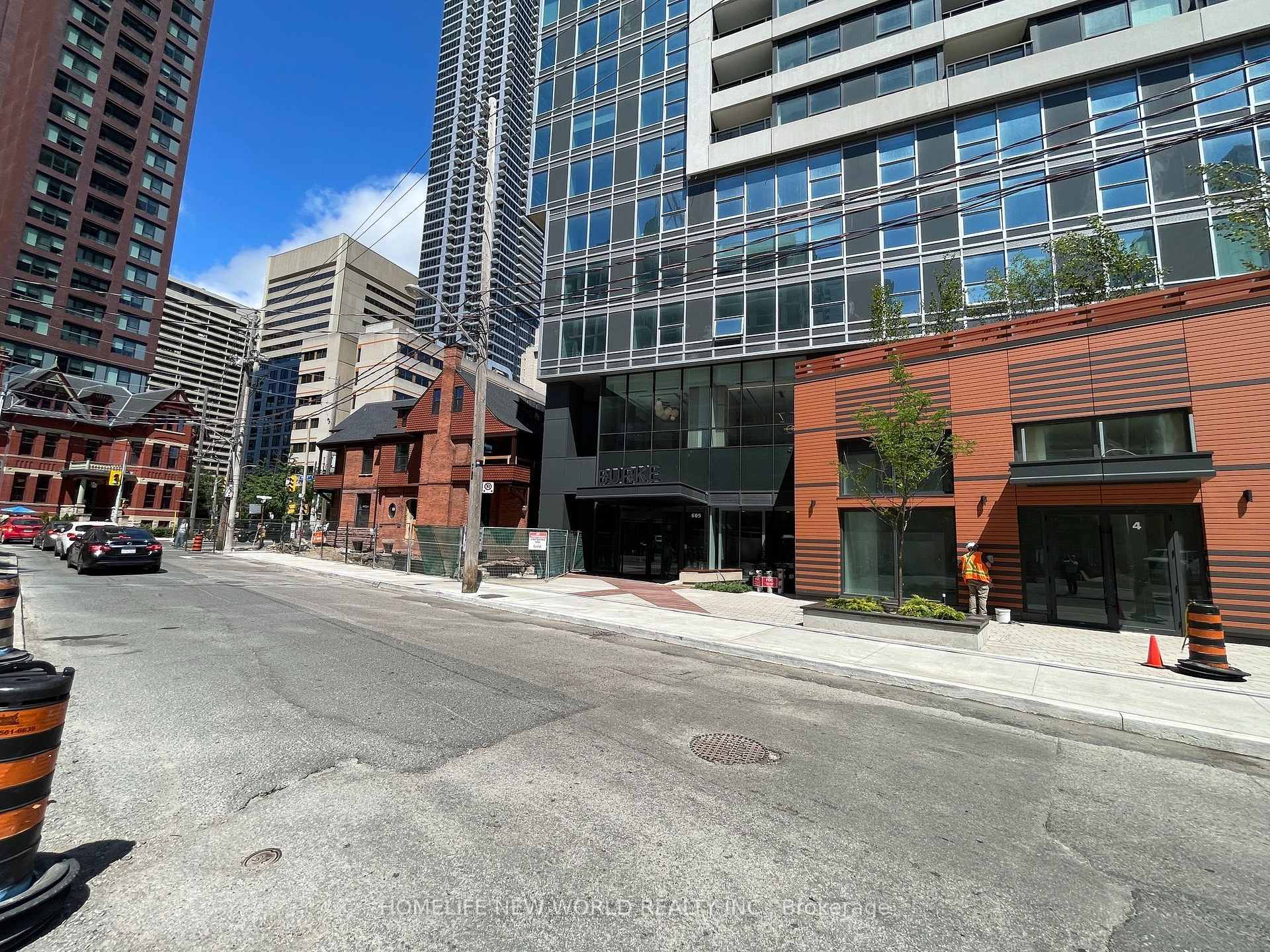 Photo 4 of Unit 4310, 609 Sherbourne Street, Toronto, North St. James Town — HOMEH