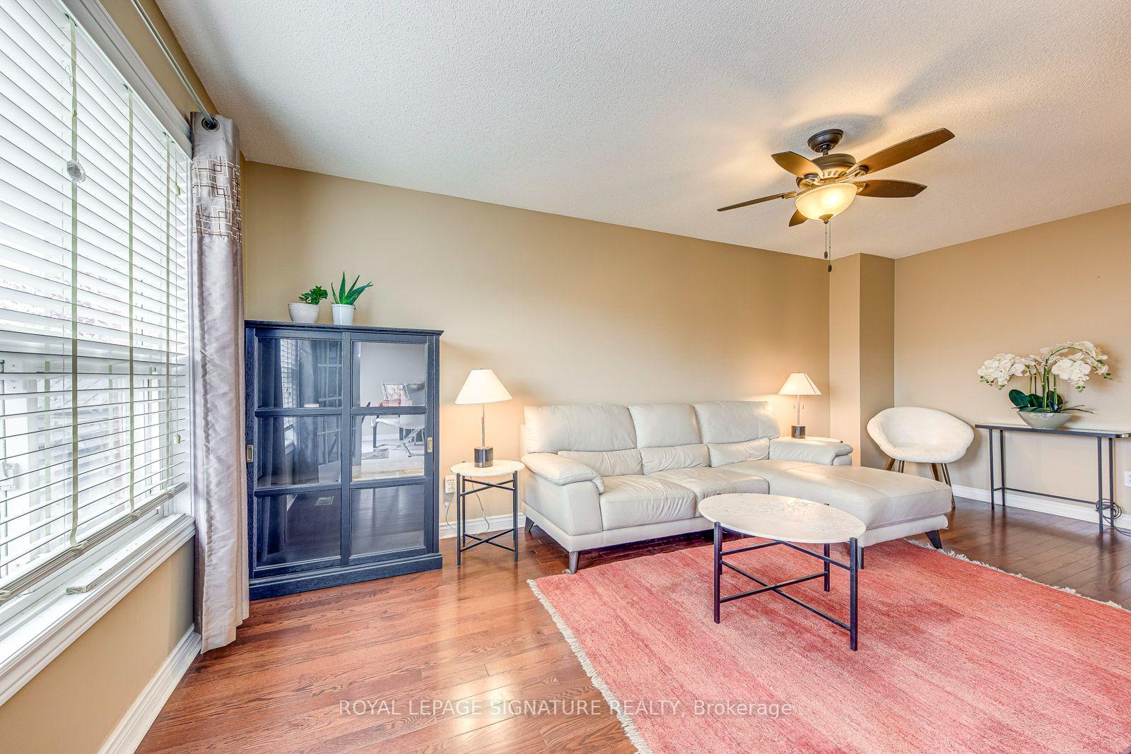Photo 4 of 6 Wood Circle, Caledon, Bolton East — HOMEH