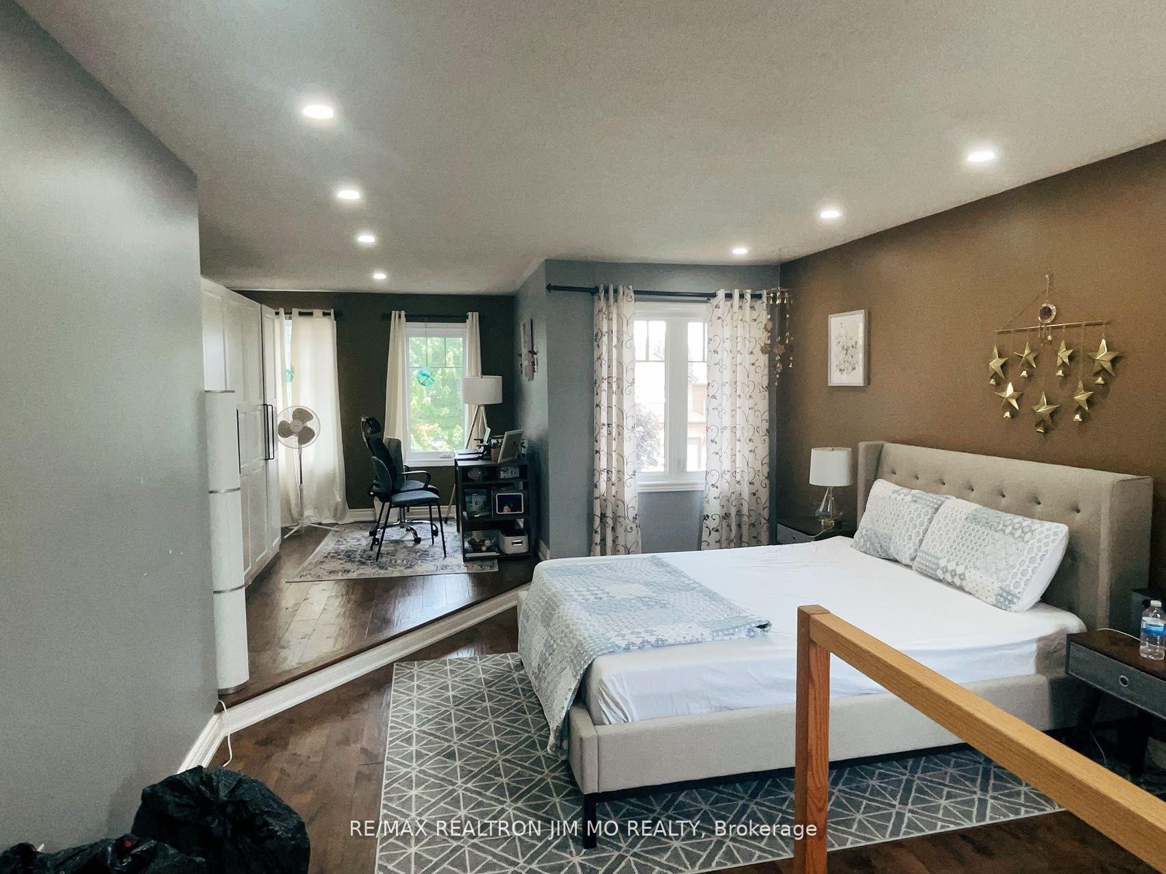 Photo 15 of 60 Silverbirch Place, Whitby, Pringle Creek — HOMEH