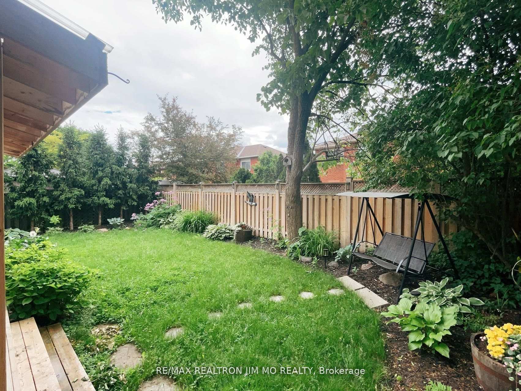 Photo 26 of 60 Silverbirch Place, Whitby, Pringle Creek — HOMEH