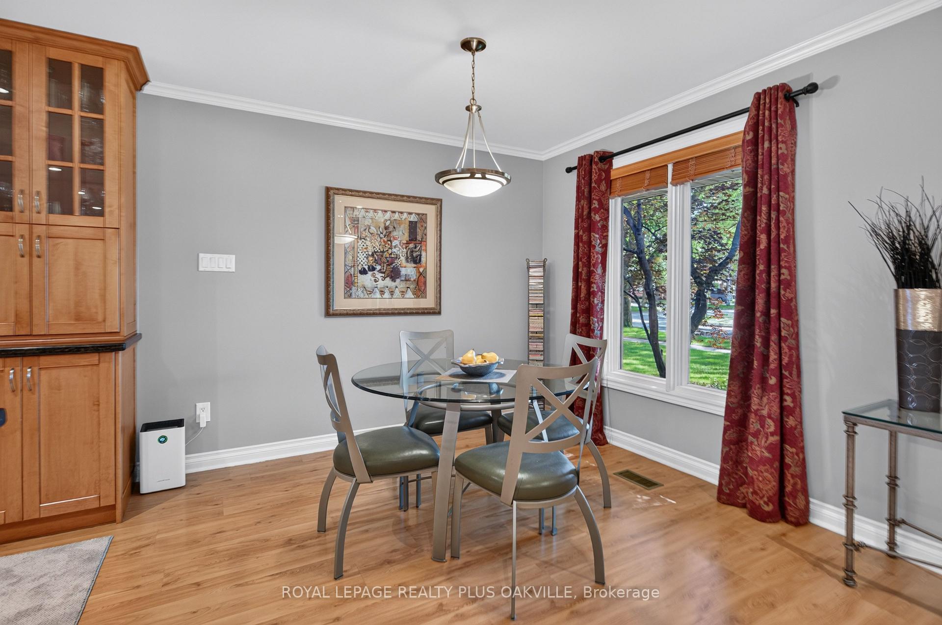 Photo 8 of 4527 Concord Place, Burlington, Shoreacres — HOMEH