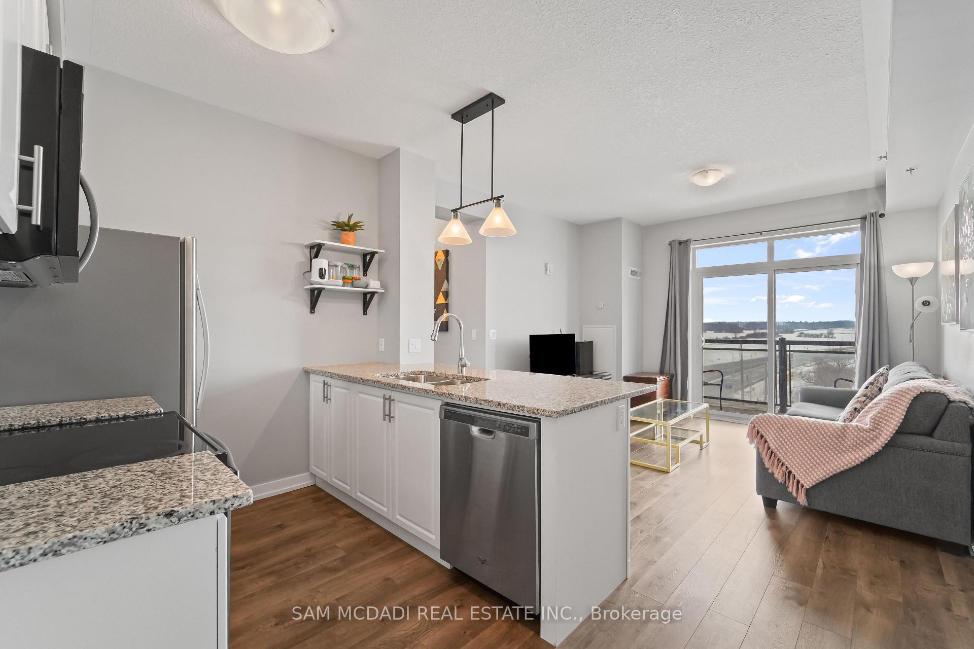 Photo 4 of Unit 622, 2490 Old Bronte Road, Oakville, Westmount — HOMEH