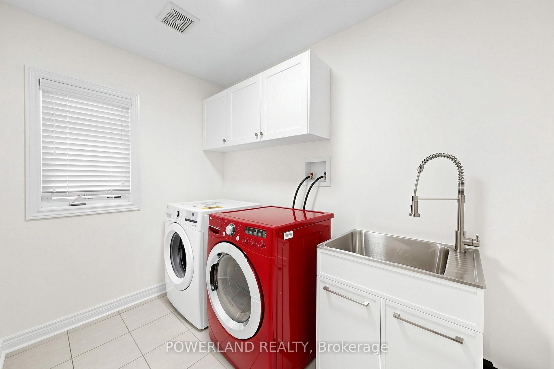 Photo 35 of 17 Fierheller Court, Markham, Berczy — HOMEH