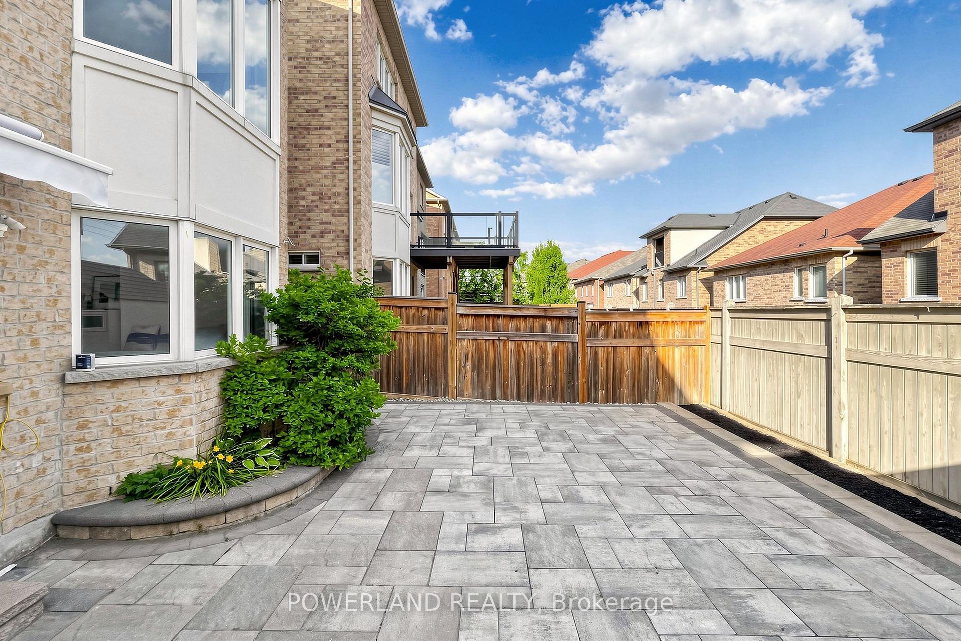 Photo 50 of 17 Fierheller Court, Markham, Berczy — HOMEH