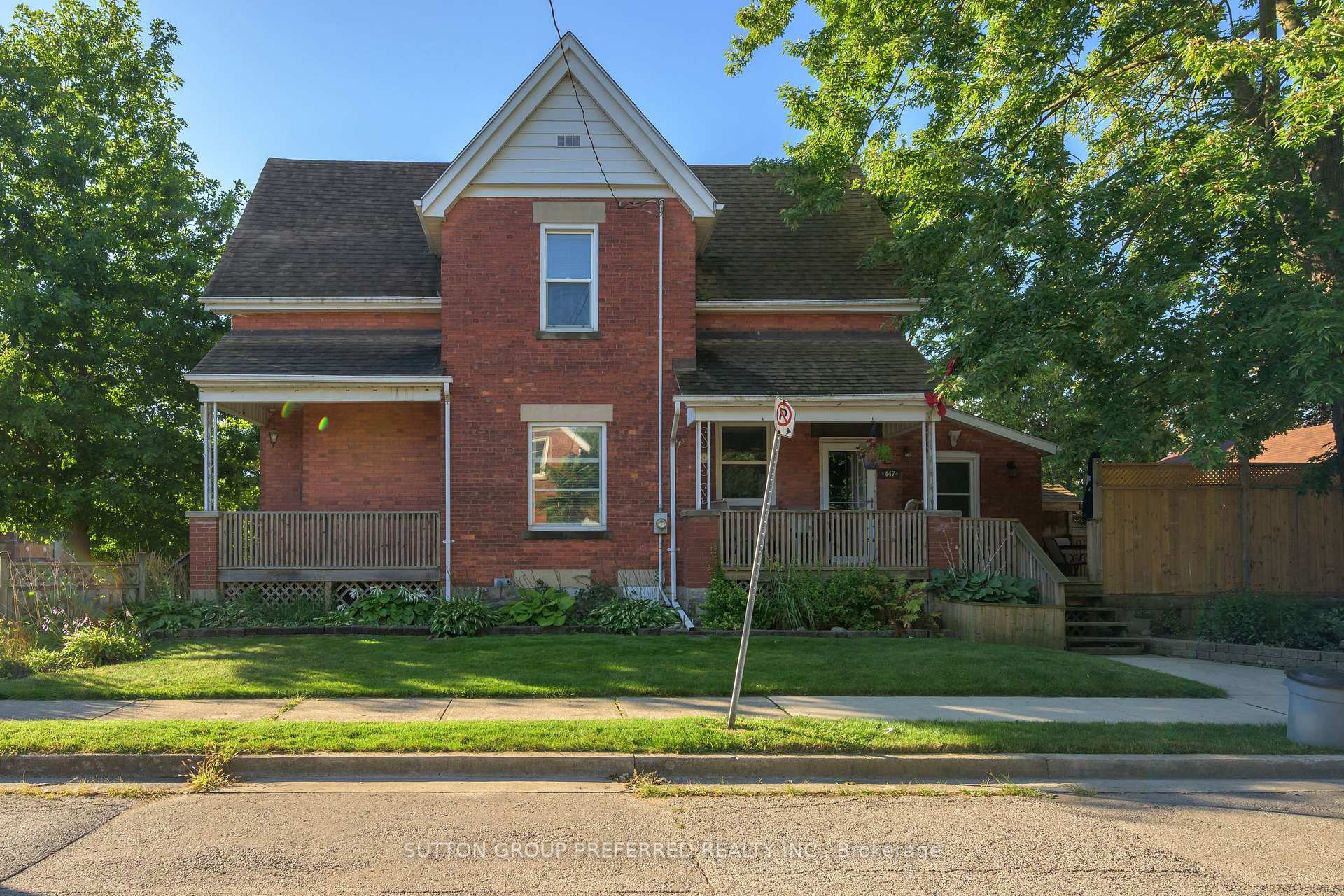 Photo 1 of 447 Woodman Avenue, London, East G — HOMEH