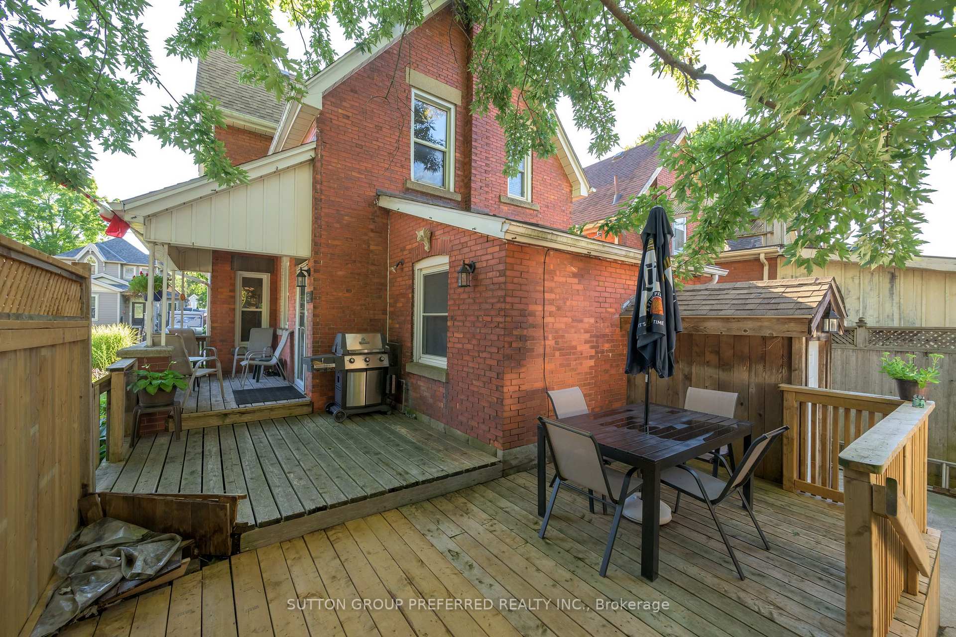 Photo 8 of 447 Woodman Avenue, London, East G — HOMEH