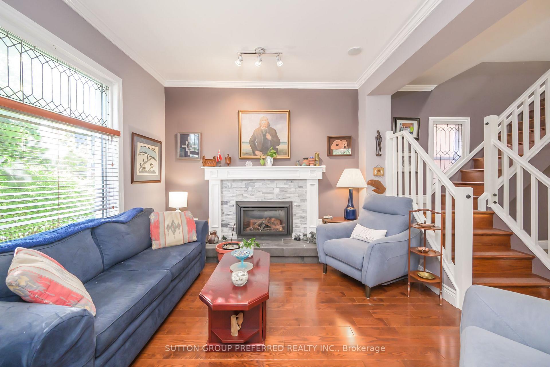 Photo 14 of 447 Woodman Avenue, London, East G — HOMEH