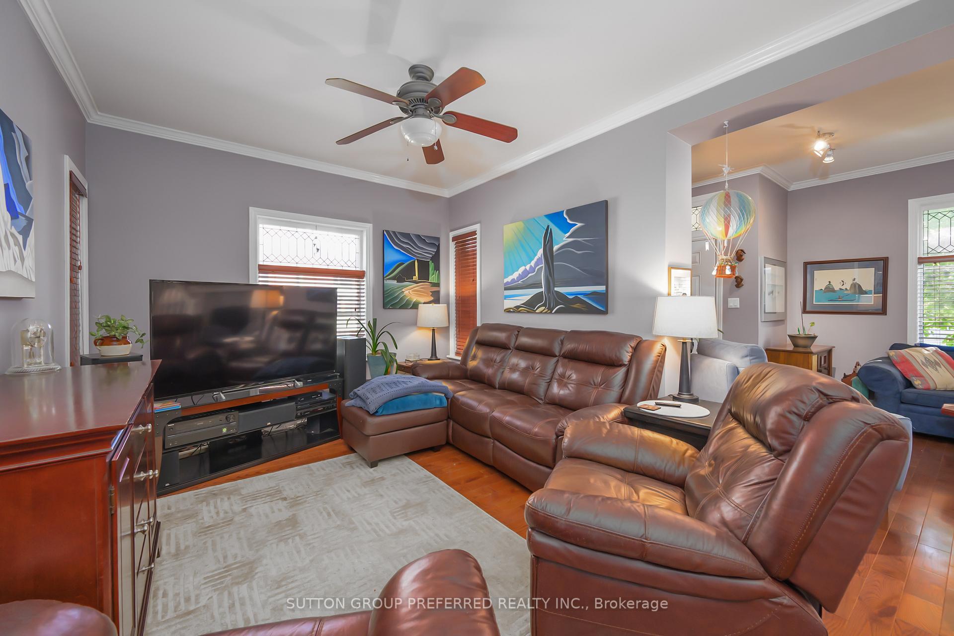 Photo 15 of 447 Woodman Avenue, London, East G — HOMEH