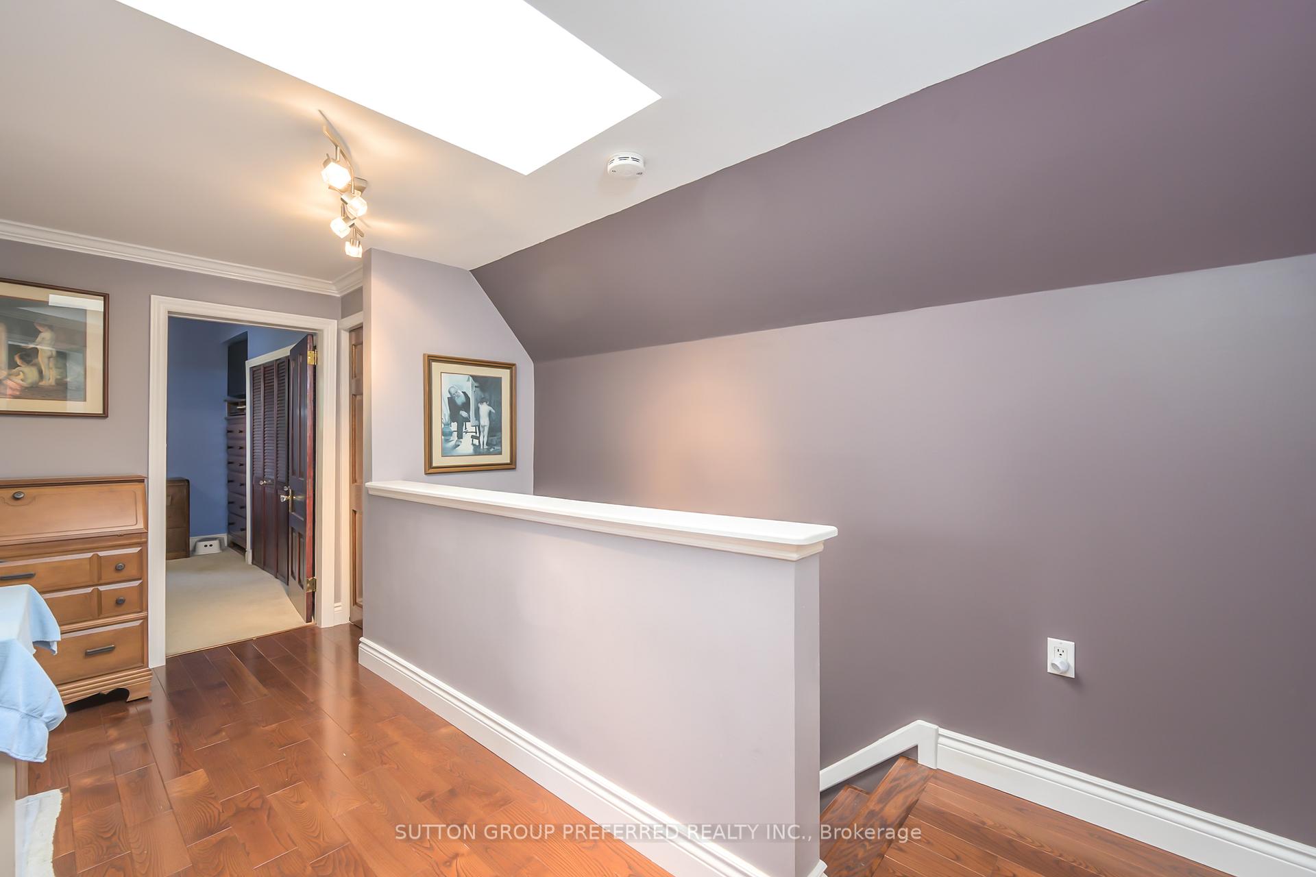 Photo 24 of 447 Woodman Avenue, London, East G — HOMEH